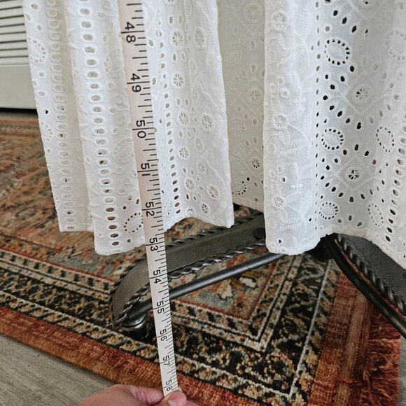 BCBGMAXAZRIA White Eyelet Maxi Dress in size 4 - Picture 4 of 6